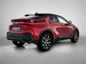 Toyota C-HR (2025) thumbnail 2