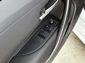 Toyota Corolla_Touring_Sports (2022) thumbnail 22