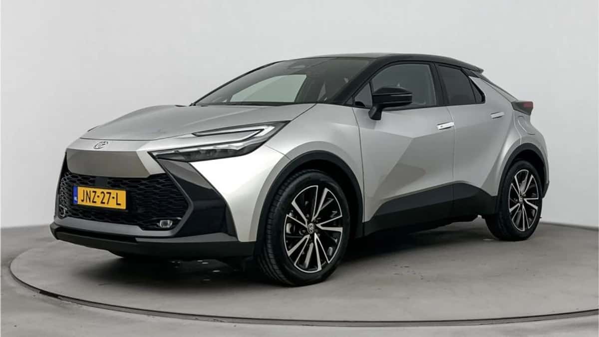 Toyota C-HR (2025) — foto 1