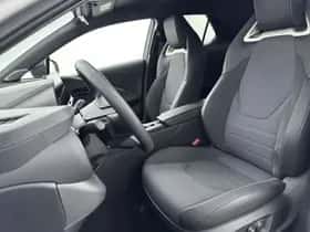 Toyota C-HR (2025) thumbnail 16