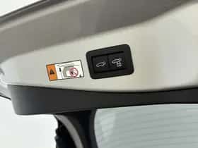 Toyota C-HR (2025) thumbnail 24
