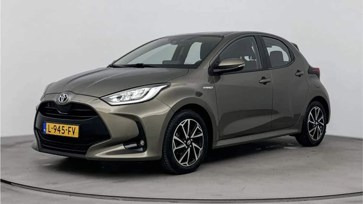Toyota Yaris (2021) — foto 1