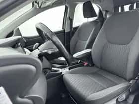 Toyota Yaris (2021) thumbnail 13