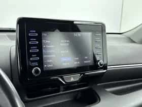Toyota Yaris (2021) thumbnail 6