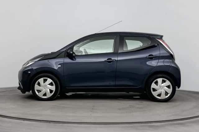 Toyota Aygo (2017) thumbnail 3