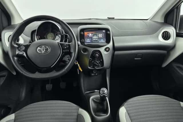 Toyota Aygo (2019) thumbnail 5