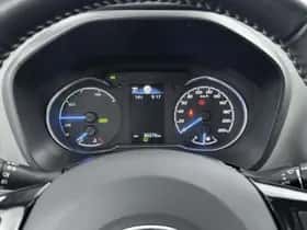 Toyota Yaris (2020) thumbnail 5