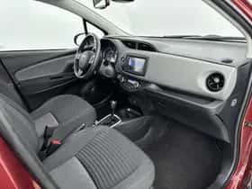 Toyota Yaris (2020) thumbnail 6