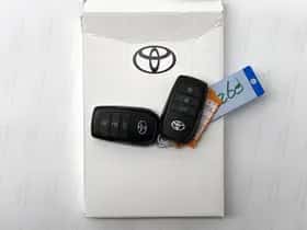 Toyota Corolla_Cross (2025) thumbnail 31