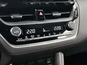 Toyota Corolla_Cross (2025) thumbnail 9