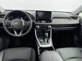 Toyota RAV4 (2022) thumbnail 4