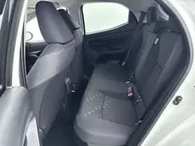 Toyota Yaris (2026) thumbnail 15