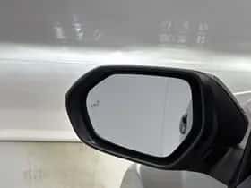 Toyota Yaris (2023) thumbnail 36