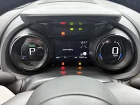 Toyota Yaris (2023) thumbnail 5
