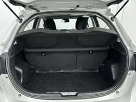 Toyota Yaris (2019) thumbnail 20
