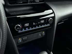 Toyota Yaris_Cross (2024) thumbnail 10