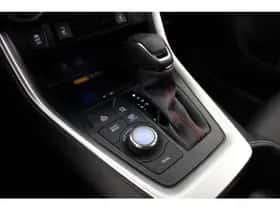 Toyota RAV4 (2026) thumbnail 9