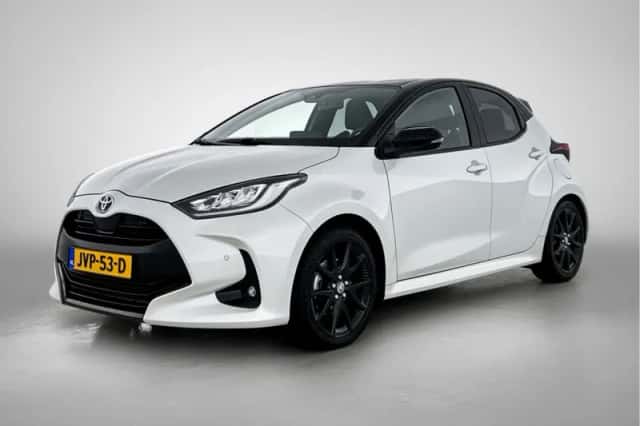 Toyota Yaris (2023) thumbnail 1
