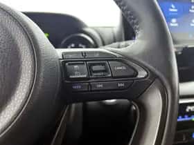 Toyota Yaris (2023) thumbnail 14