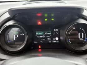 Toyota Yaris (2023) thumbnail 5