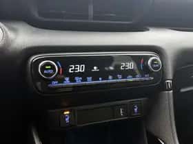 Toyota Yaris (2023) thumbnail 9