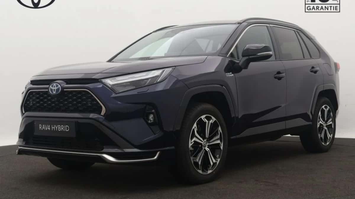Toyota RAV4 (2026) — foto 1