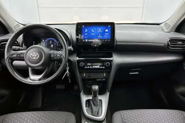 Toyota Yaris_Cross (2024) thumbnail 4