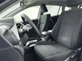 Toyota RAV4 (2017) thumbnail 16