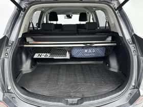 Toyota RAV4 (2017) thumbnail 24
