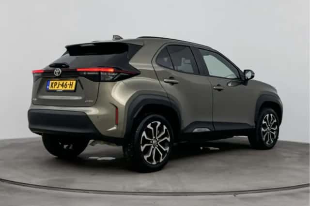Toyota Yaris_Cross (2025) thumbnail 2