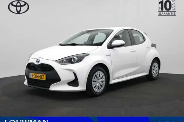 Toyota Yaris (2020) thumbnail 1