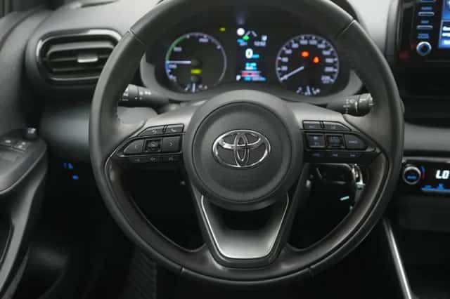 Toyota Yaris (2020) thumbnail 6
