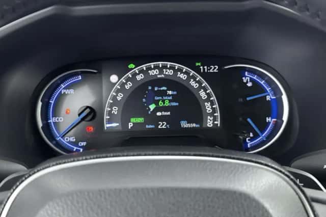 Toyota RAV4 (2021) thumbnail 5