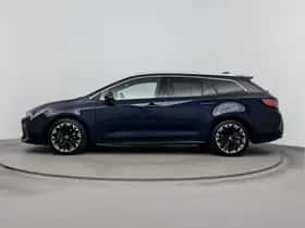 Toyota Corolla_Touring_Sports (2023) thumbnail 3