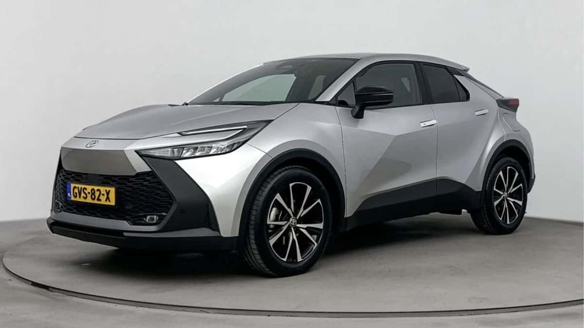 Toyota C-HR (2024) — foto 1