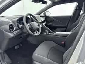 Toyota C-HR (2024) thumbnail 26