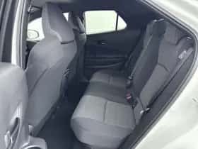 Toyota C-HR (2026) thumbnail 13