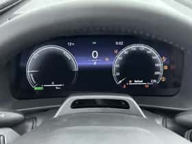 Toyota C-HR (2026) thumbnail 6