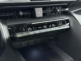 Toyota C-HR (2026) thumbnail 7