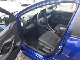 Toyota Yaris (2025) thumbnail 17