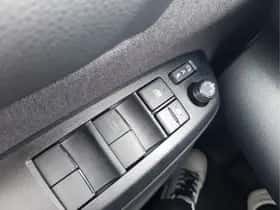 Toyota Yaris (2025) thumbnail 24