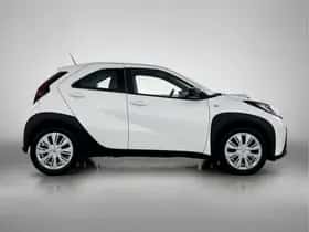 Toyota Aygo (2024) thumbnail 11