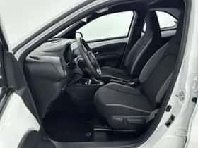 Toyota Aygo (2024) thumbnail 25