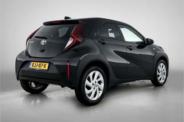 Toyota Aygo (2025) thumbnail 2