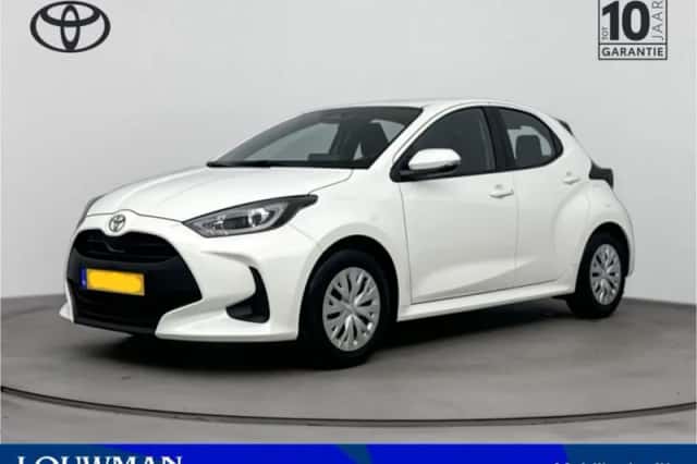 Toyota Yaris (2026) thumbnail 1
