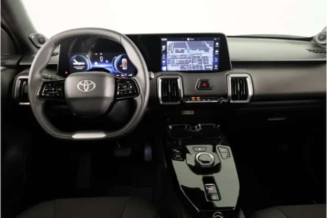 Toyota Urban_Cruiser (2026) thumbnail 6
