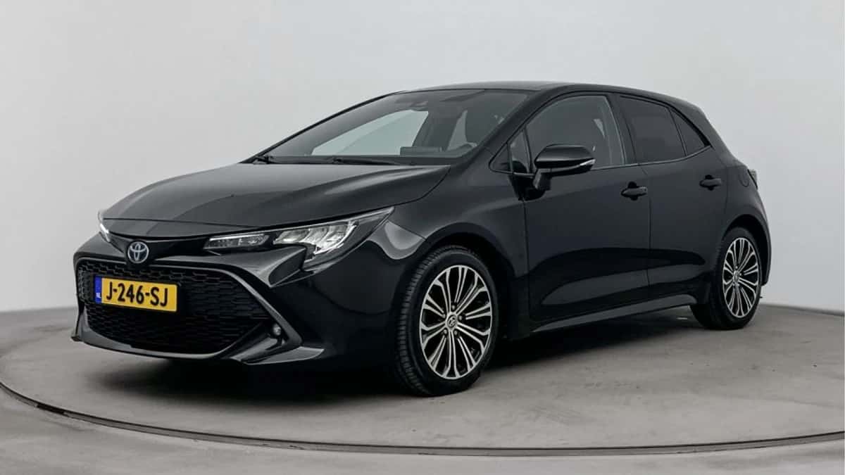 Toyota Corolla (2020) — foto 1