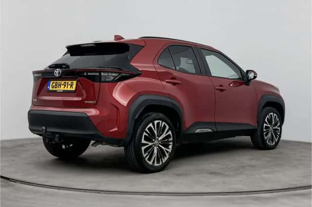 Toyota Yaris Cross (2023) thumbnail 2