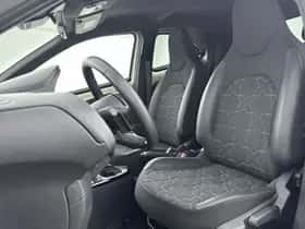 Toyota Aygo (2022) thumbnail 16