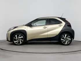 Toyota Aygo (2022) thumbnail 3